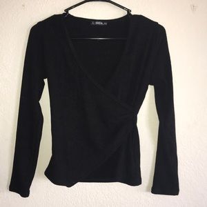 Black long sleeve v neck